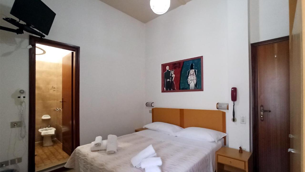 Hotel La Caravella 2*